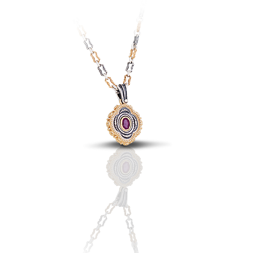 Pendant with Precious Stone and Tricolor Chain M251
